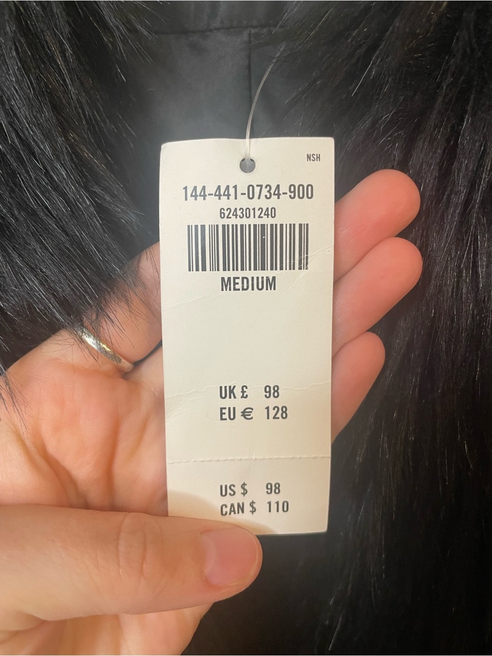 Abercrombie & Fitch Faux Fur Satin Vest in Black Mobwife Size Medium NWT - Picture 6 of 8